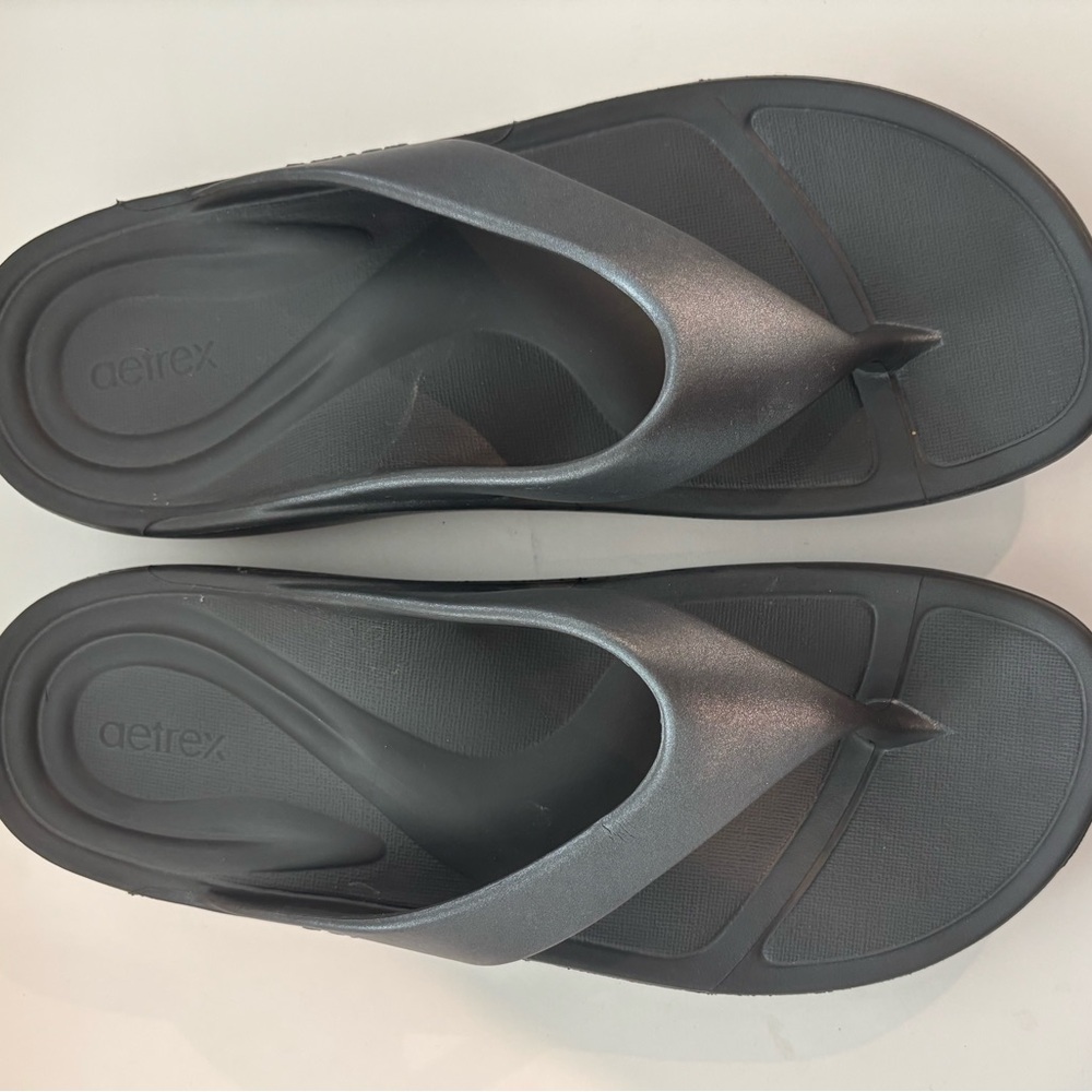 Aetrex Women's Metallic Charcoal Grey Maui Orthotic Sandals - Size 10 - Picture 2 of 5